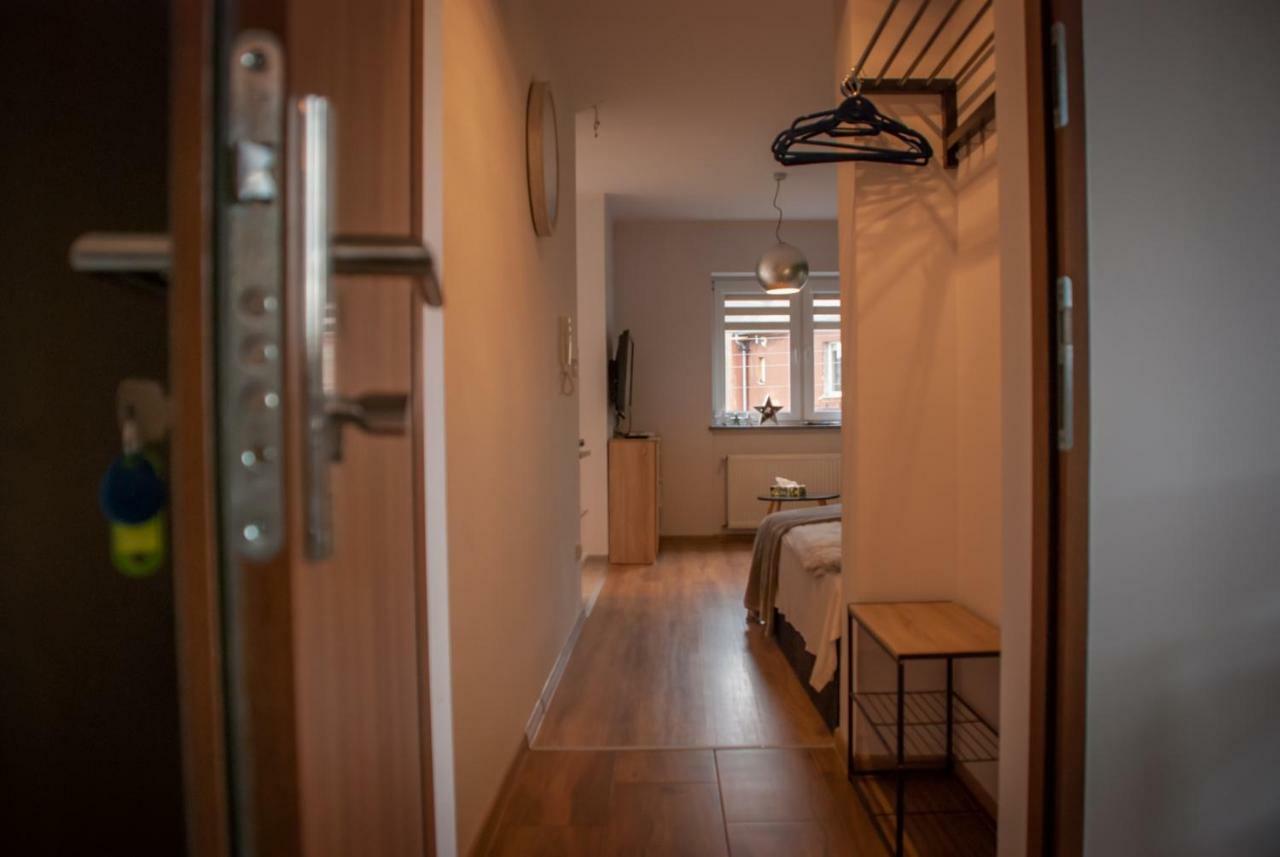 Noclegi "Boczna 5A" Apartamenty Goscinne Щавно-Здруй Екстериор снимка